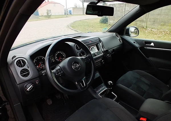 Volkswagen Tiguan cena 51800 przebieg: 208000, rok produkcji 2012 z Międzyrzec Podlaski małe 172